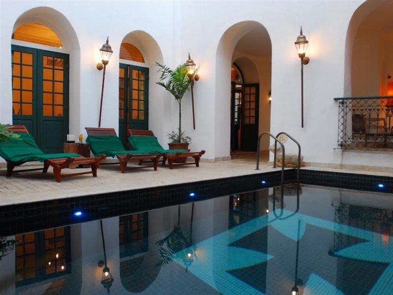 Hotel Bahia 4*